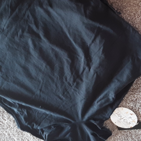 BNWT Hogwarts alumni tie tshirt xl - Picture 10 of 11